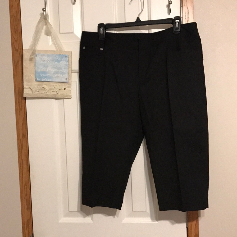 INC Black Clam Digger pants
